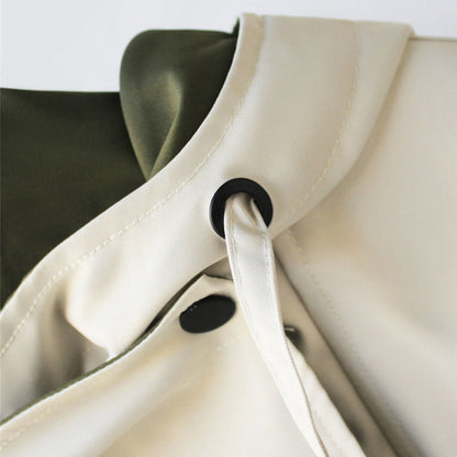 Louis – Sophisticated jacket designed to shield against adverse weather conditions.