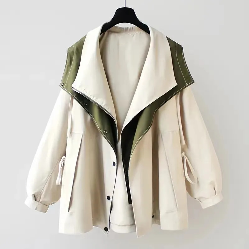 Louis – Sophisticated jacket designed to shield against adverse weather conditions.